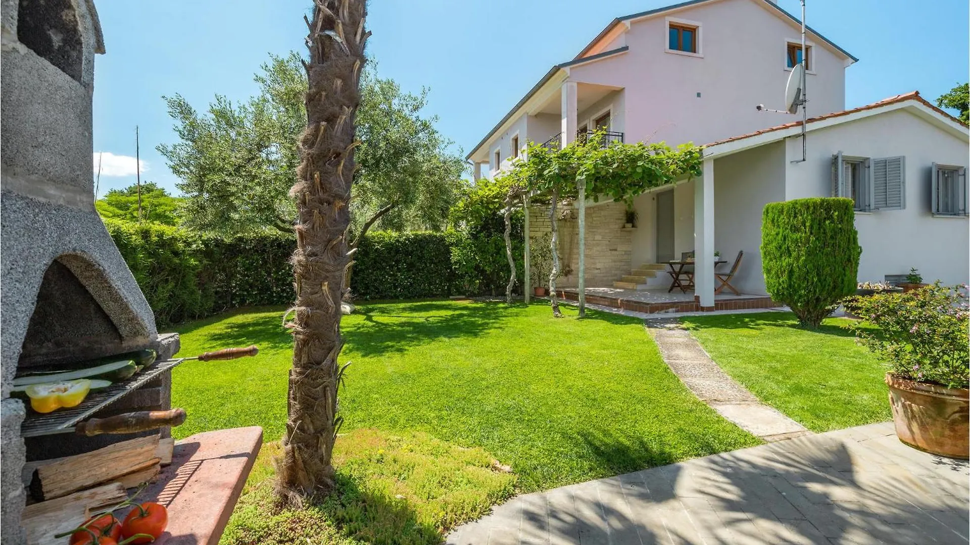 1 Bedroom Awesome Home In Rovinj Holiday home